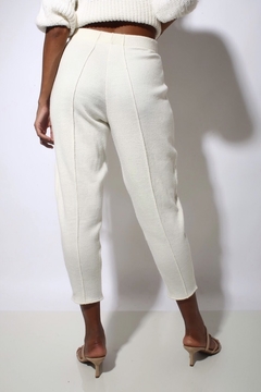 Calça tricot pantacourt cintura alta textura vintage - comprar online