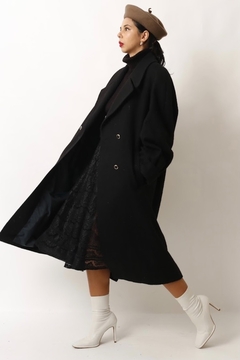casaco preto forrado longo na internet