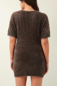Imagem do Vestido tricot pelúcia cinza acinturado