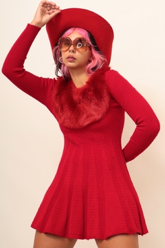 Vestido vermelho detalhe pelucia vintage - Capichó Brechó