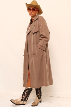Trench coat marrom aveludado forrado vintage - loja online