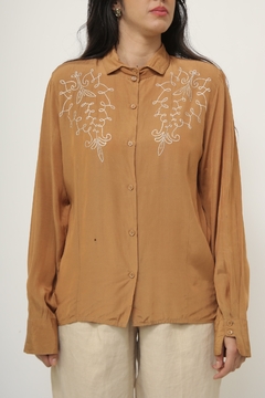 Camisa CEA vintage bordado western marrom ombreira