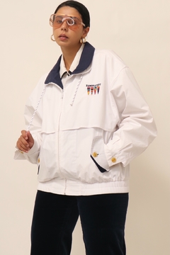 Jaqueta branca com azul bordado - comprar online