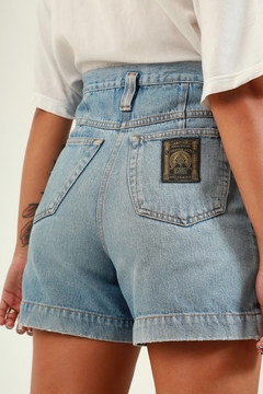 shorts jeans grosso cintura mega alta