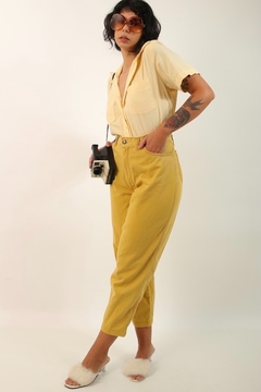 Calça jeans cintura alta amarela vintage - comprar online