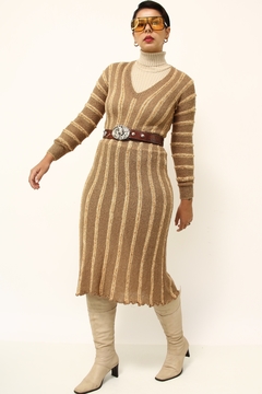 Vestido tricot camelo decote V manga comprida na internet