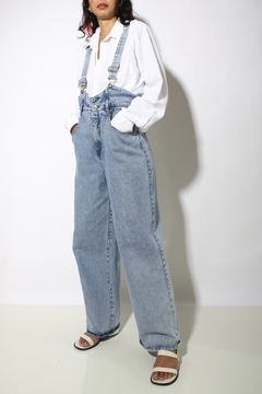 Macacão jardineira jeans grosso vintage pantalona
