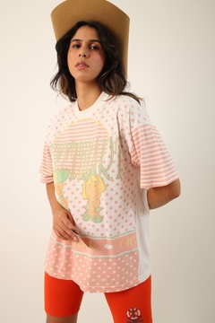 camiseta estampa menina e menino vintage