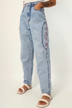 Imagem do Calça jeans cintura mega alta escrita lateral