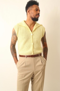 Pulôver tricot amarelo vintage na internet