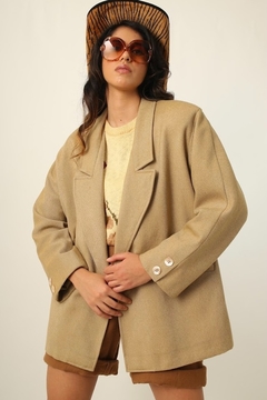 casaco sino textura bege vintage na internet