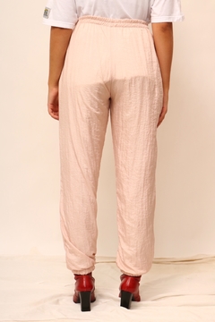 Conjunto rosa de nylon calça + jaqueta vintage - Capichó Brechó