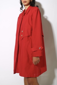 Casaco vermelho ombreira vintage forrado - Capichó Brechó