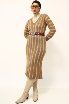 Imagem do Vestido tricot camelo decote V manga comprida