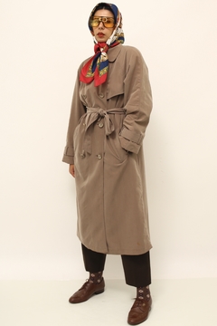 Trench coat marrom aveludado forrado vintage