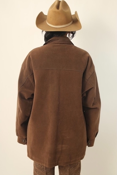 Jaqueta estilo parka suede marrom ampla - loja online