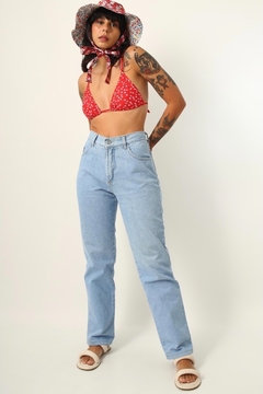 Calça jeans clara cintura media versatti 1984