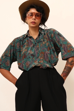 Camisa verde estampa 90´s vintage levinha - Capichó Brechó