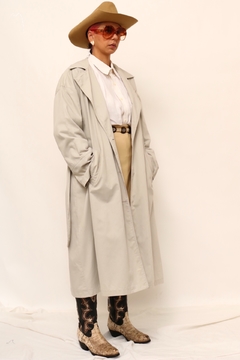 Trench coat cinza forro xadrez nutrisport na internet