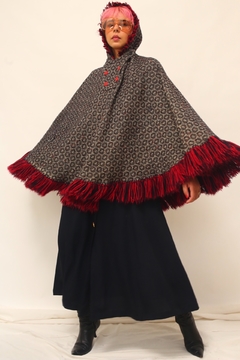 Poncho tricot franjas western na internet