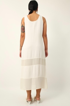 Vestido branco midi detalhe chiffon - comprar online