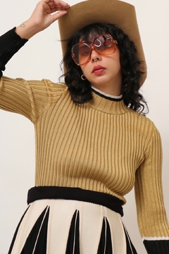tricot dourado com det preto vintage - comprar online
