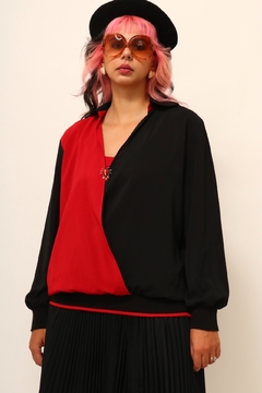 Blusa traspassado vermelho com preto joaninha - Capichó Brechó