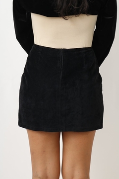 Imagem do mini saia de camurça forrada preta