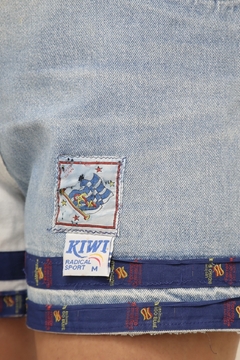 Shorts jeans flor bicolor KIWI - comprar online