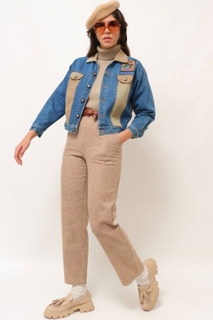 jaqueta cropped jeans recorte bege na internet