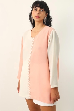 Blusa bicolor off white com rosa manga 3/4 - loja online