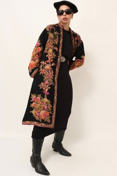 Imagem do Casaco longo bordado forrado oriental flores