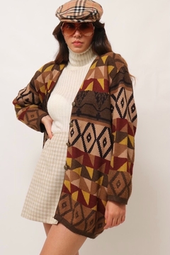 Cardigan tricot marrom estampa geométrica na internet