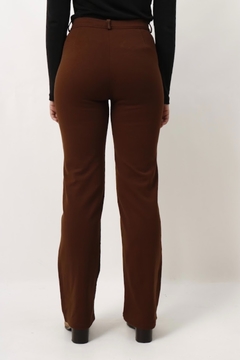Imagem do calça couro com malha marrom cintura alta