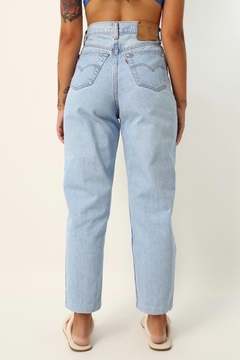 Imagem do Calça jeans LEVIS cintura mega alta vintage