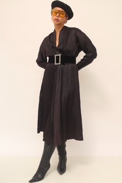Vestido acetinado rodado preto - comprar online