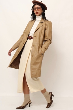 trench coat couro bege forrado - loja online