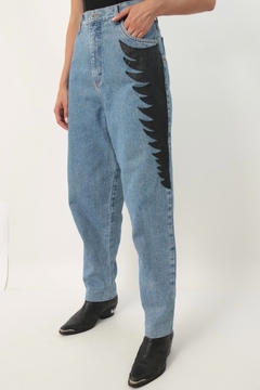 Calça jeans recorte couro vintage 90’s