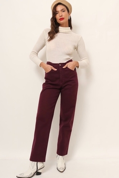 calça jeans cintura alta roxa vintage na internet