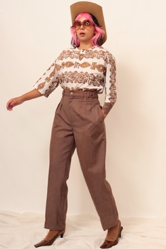 Calça marrom cintura alta pregas vintage na internet