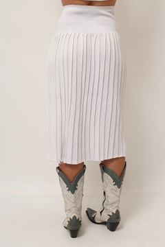 Saia tricot plissada cintura alta off white - comprar online