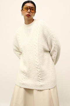Maxi pulover branco gola V na internet