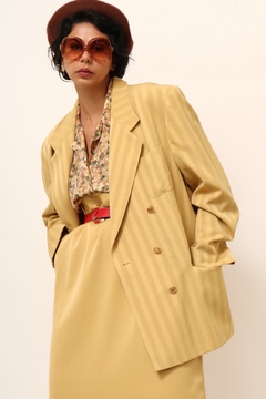 Conjunto de alafaiataria amarelo saia + blazer - loja online