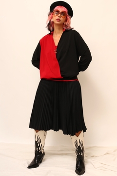 Blusa traspassado vermelho com preto joaninha