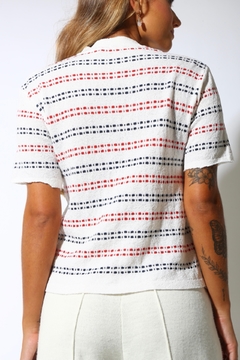 blusa Sharon Tate 70’s malha tricot textura na internet