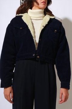 jaqueta veludo forrada com pelego de carneiro - comprar online
