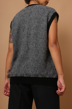 colete xadrez cinza tricot detalhe preto - comprar online