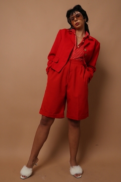 Imagem do blazer cropped ombreira vermelho
