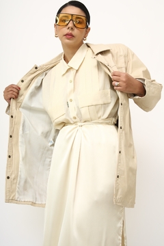 Jaqueta de couro ombreira bege classicas na internet