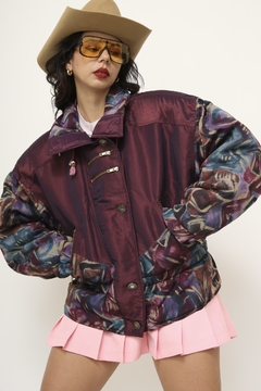 Jaqueta nylon acinturada roxa vintage